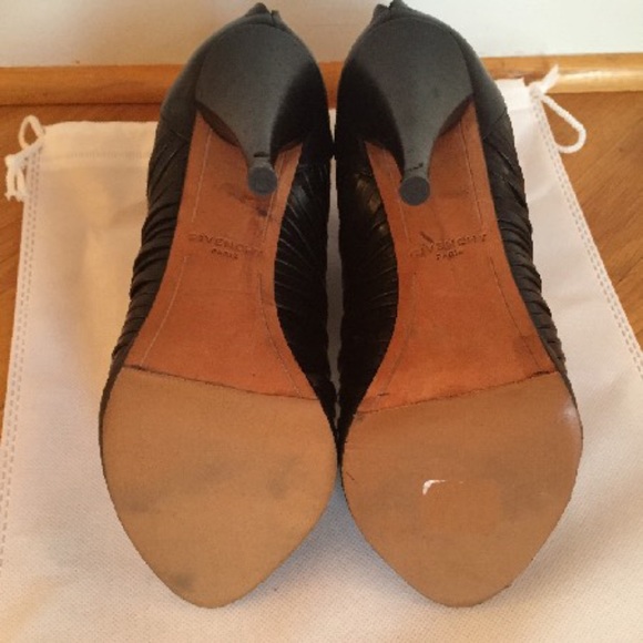 Givenchy - Multistrap peep-toe booties US 8 | IT 38 - Picture 6 of 6